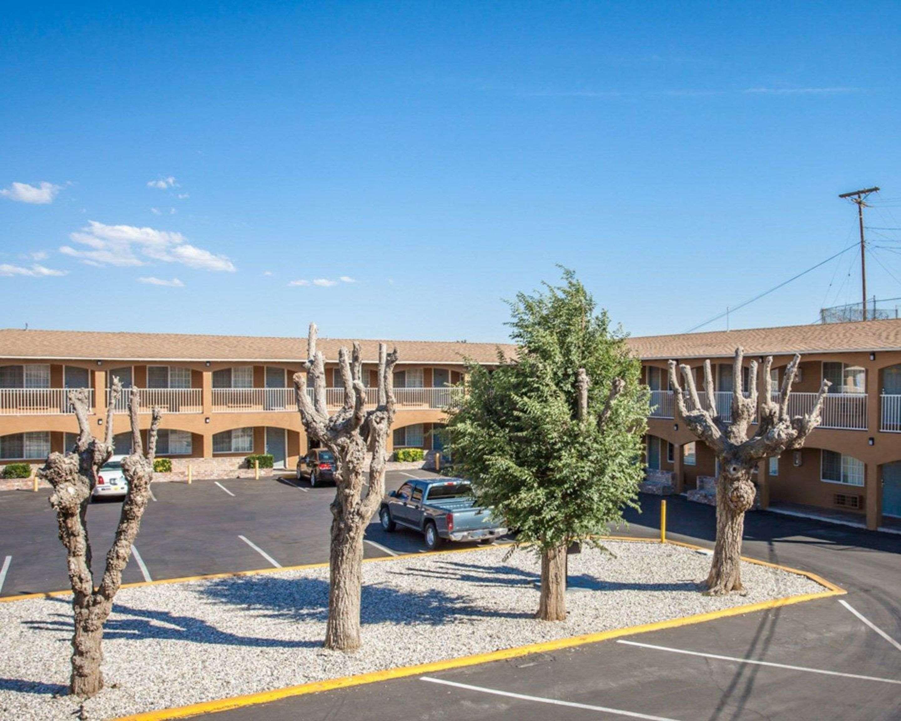 Econo Lodge On Historic Route 66 Barstow Luaran gambar