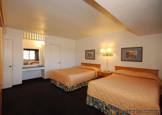Econo Lodge On Historic Route 66 Barstow Bilik gambar
