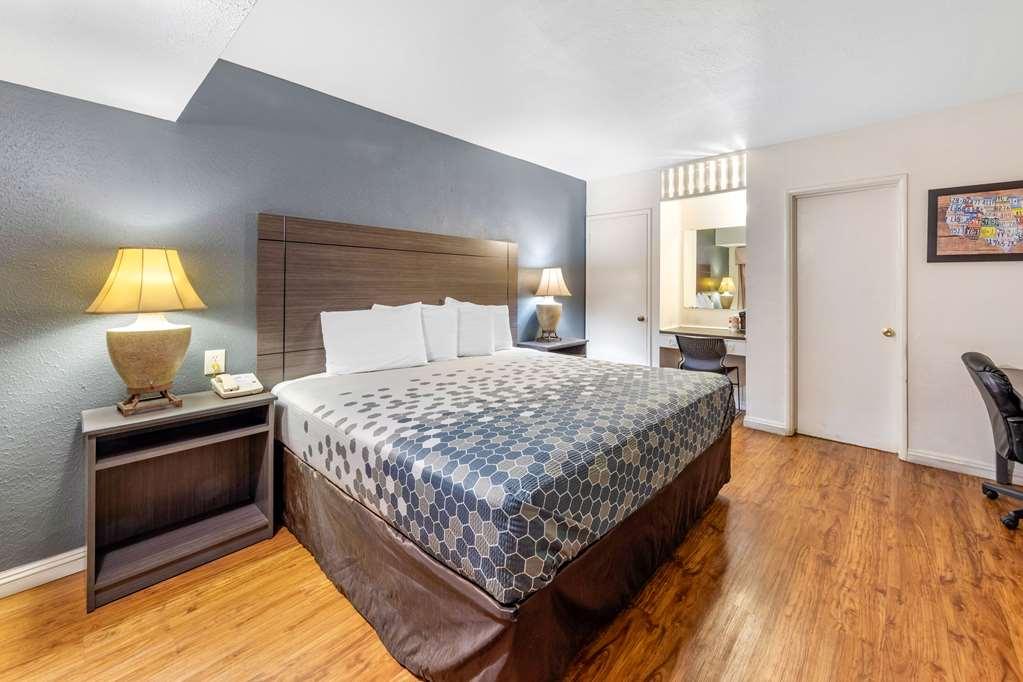 Econo Lodge On Historic Route 66 Barstow Bilik gambar