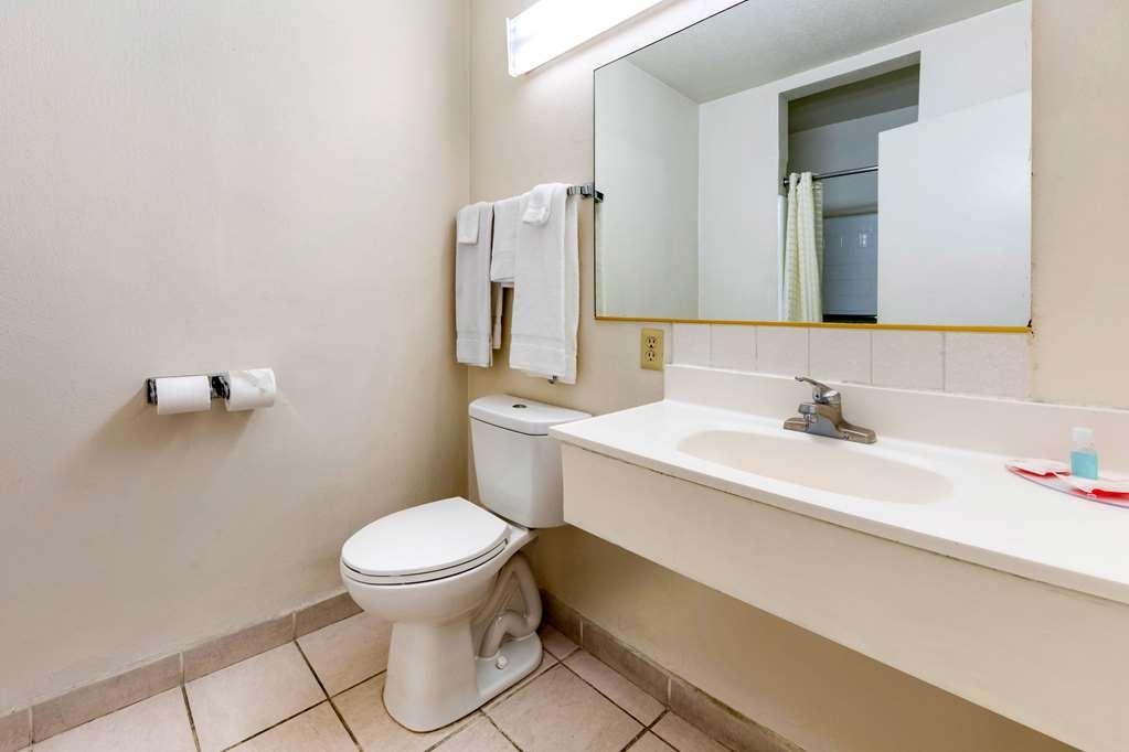 Econo Lodge On Historic Route 66 Barstow Bilik gambar
