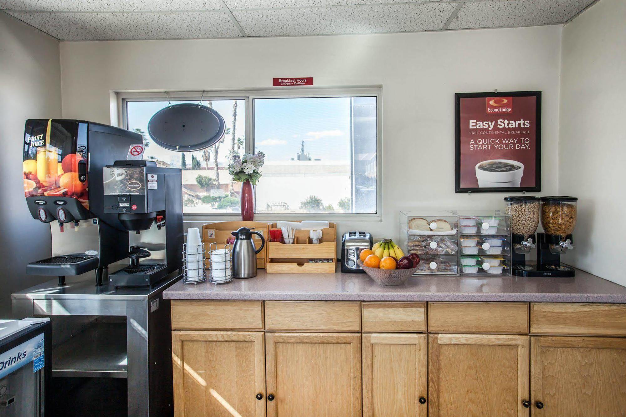 Econo Lodge On Historic Route 66 Barstow Luaran gambar